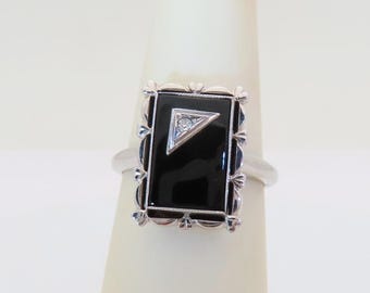 Antique White Gold Ring Black Onyx Natural Diamond Jewelry for Womens Rings December Birthstone Leo Capricorn 10K Size 6 R1036