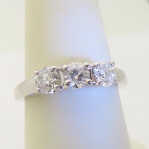 White Gold Diamond Engagement Rings Natural Three Stone Diamonds Ring 14k Gold Bridal Rings Proposal Anniversary Gifts 1.08ctw Size 7 R1637