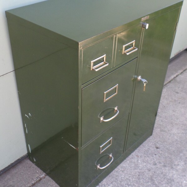 Industrial, Storage, Cabinet, Army Green, Large, Vintage, File Cabinet, Steelmaster, New York, USA. TV Stand, Bar, Office