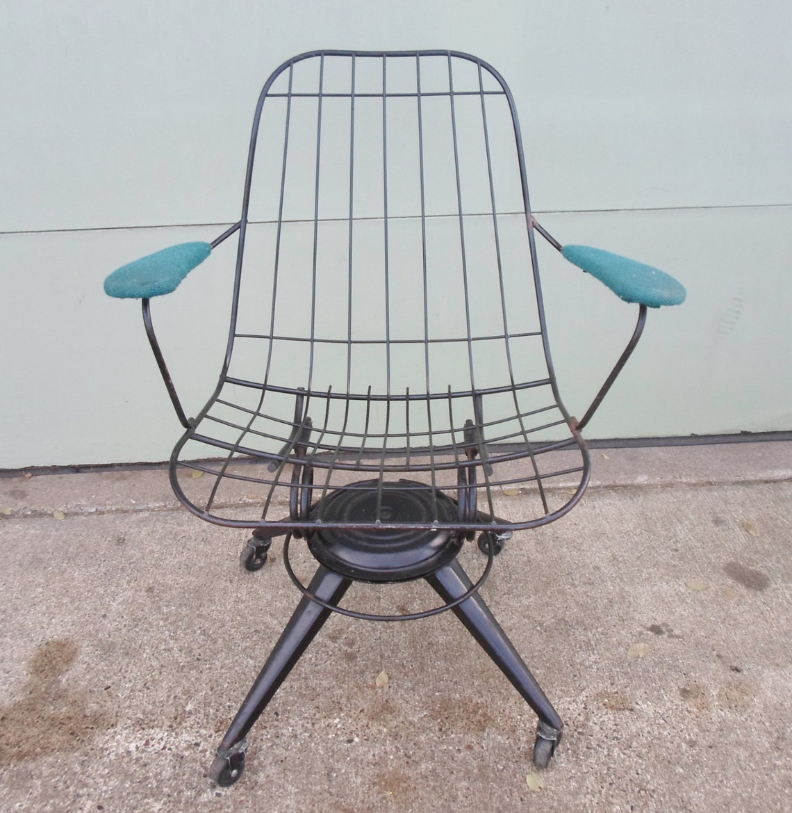1960'S Homecrest Eames Era Metal Wire Chair Black Etsy
