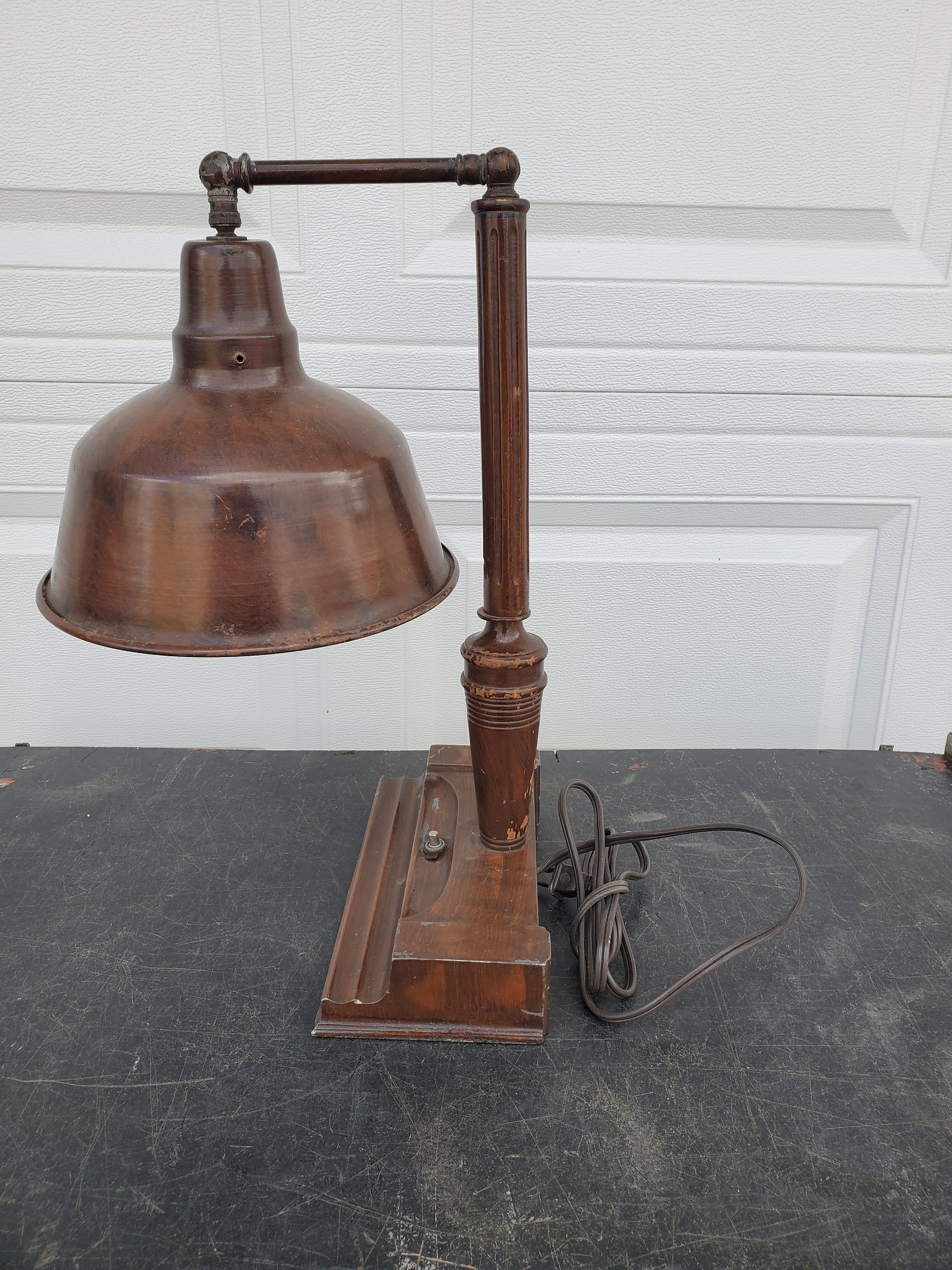 Electric desk lamp discount