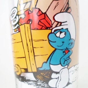 Vintage 1982 Smurf Glass, Hefty Smurf, Peyo 1982 Licensed Cartoon, Tumbler, Glassware, Blue, Brown, White, Red
