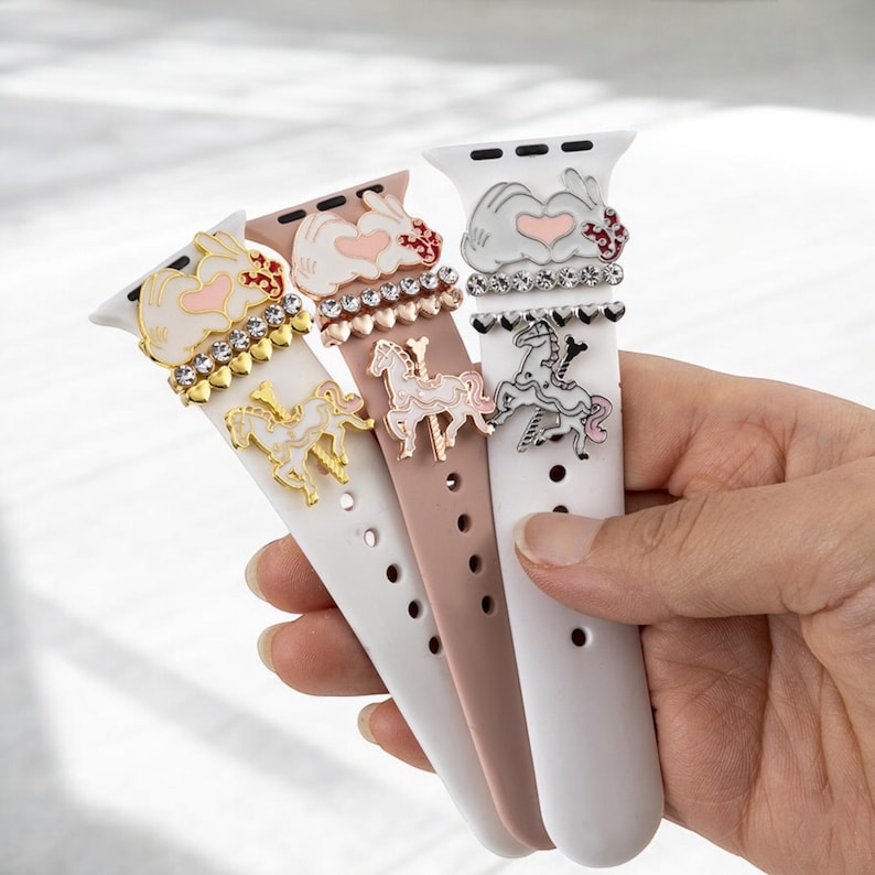 Mickey Mouse Love Minnie Mouse Gesture with Carousel Apple Watch Charms, Watch Stud, Watch Band Jewellery, Apple Watch, Samsung Strap Charm