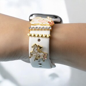 Mickey Mouse Love Minnie Mouse Gesture with Carousel Apple Watch Charms, Watch Stud, Watch Band Jewellery, Apple Watch, Samsung Strap Charm