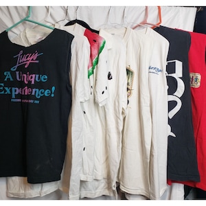 Lotto di 8 magliette vintage: stili e taglie assortiti (così come sono)