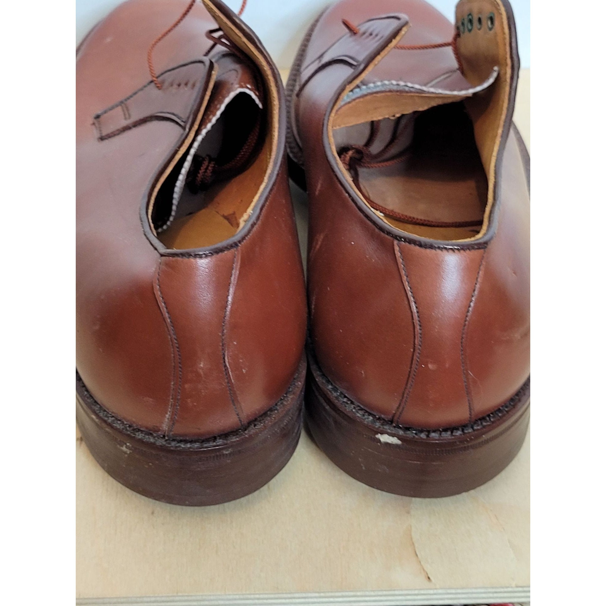 Vintage Golf Shoes England 50s 60s Brown Leather Gold Bond  display picture 2