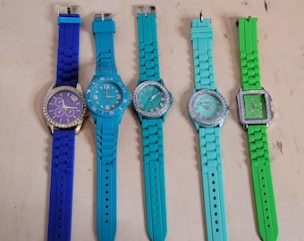 Geneva Watch Lot of 5 Blue Green Silicone Bands Untested No Batteries For Parts