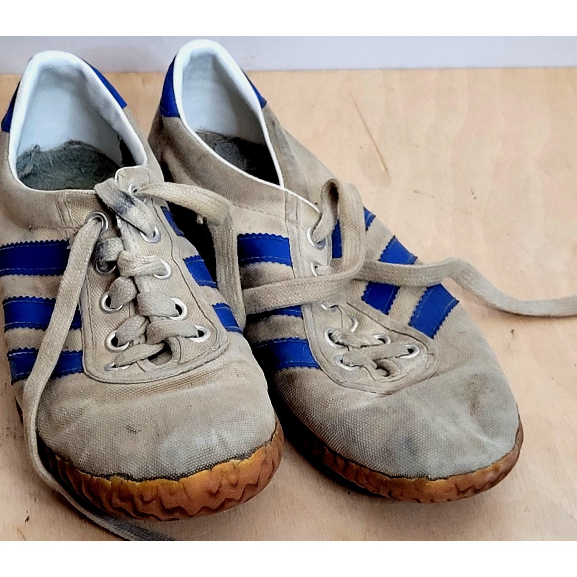 Vintage Adidas Gray Blue Stripes Made in Taiwan Rubber Soles Have Wear Etsy