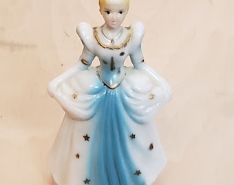 【超レア レトロ ビンテージ】ディズニー シンデレラ フィギュア 超レア レトロ ビンテージ】ディズニー シンデレラ フィギュア 超レア