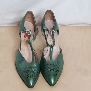 Vintage Pinup T Strap Heels Pumps Andrew Geller Green Beaded Design 4B