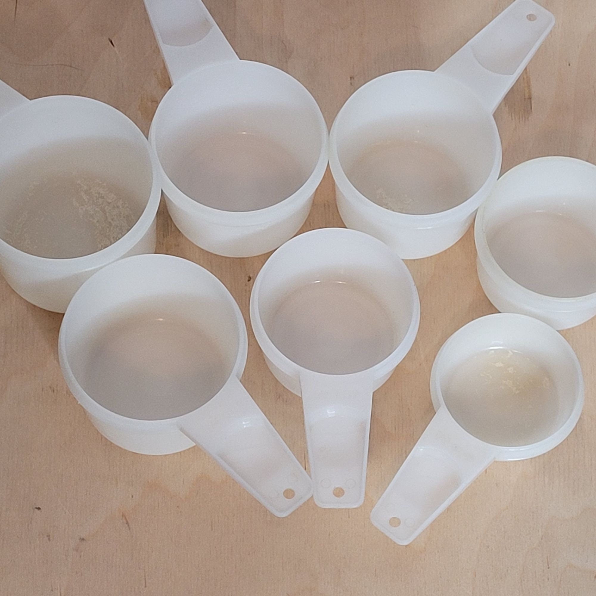 Vintage Tupperware Measuring Cups Set Multi Colored 5 Pieces