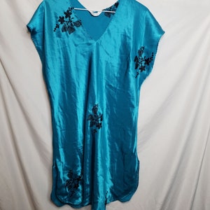 Vintage Nightgown Turquoise Black Embroidered Flowers Sabrina by Mervyns Size Large