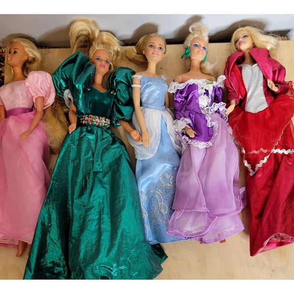 Lot of 4 Vintage BARBIE DOLLS SUPERSTAR, Sun Jewel Kira, In-line Skater Plus