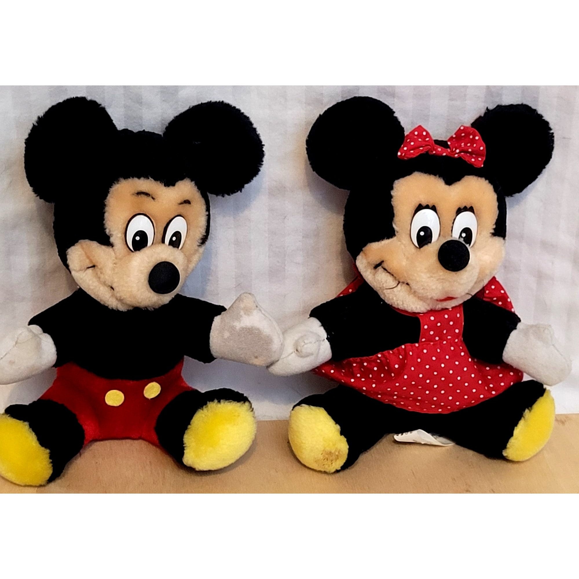 Vintage Mickey and Minnie Mouse Plush Toys Small Disneyland 7.5