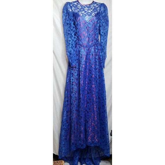 The allure of the evening dress: The blue evening gown is from