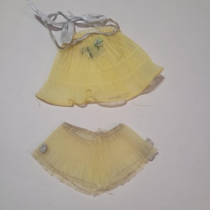 Vintage Barbie 973 Sweet Dreams Yellow PJ Set 2 Pieces Elastic Stretched Out