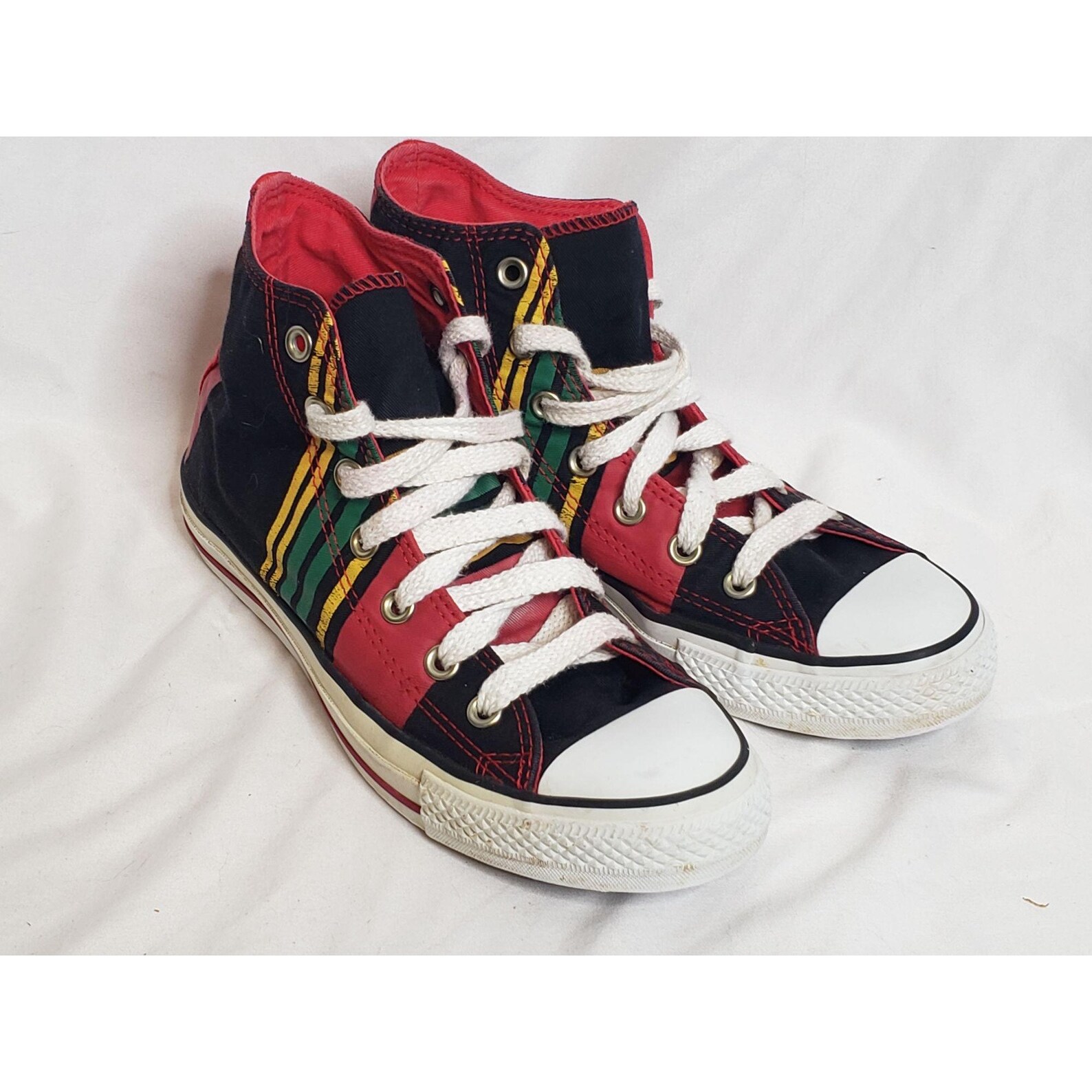 rasta colored converse