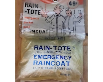Vintage Rain Tote Emergency Raincoat MCM Pocket Size Hooded Medium Clear Vinyl