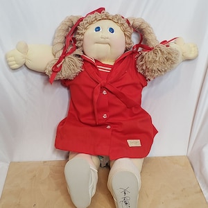Cabbage Patch Kids Little People 1985 Light Brown Pigtail Braids Red Dress Shoes Socks Diaper