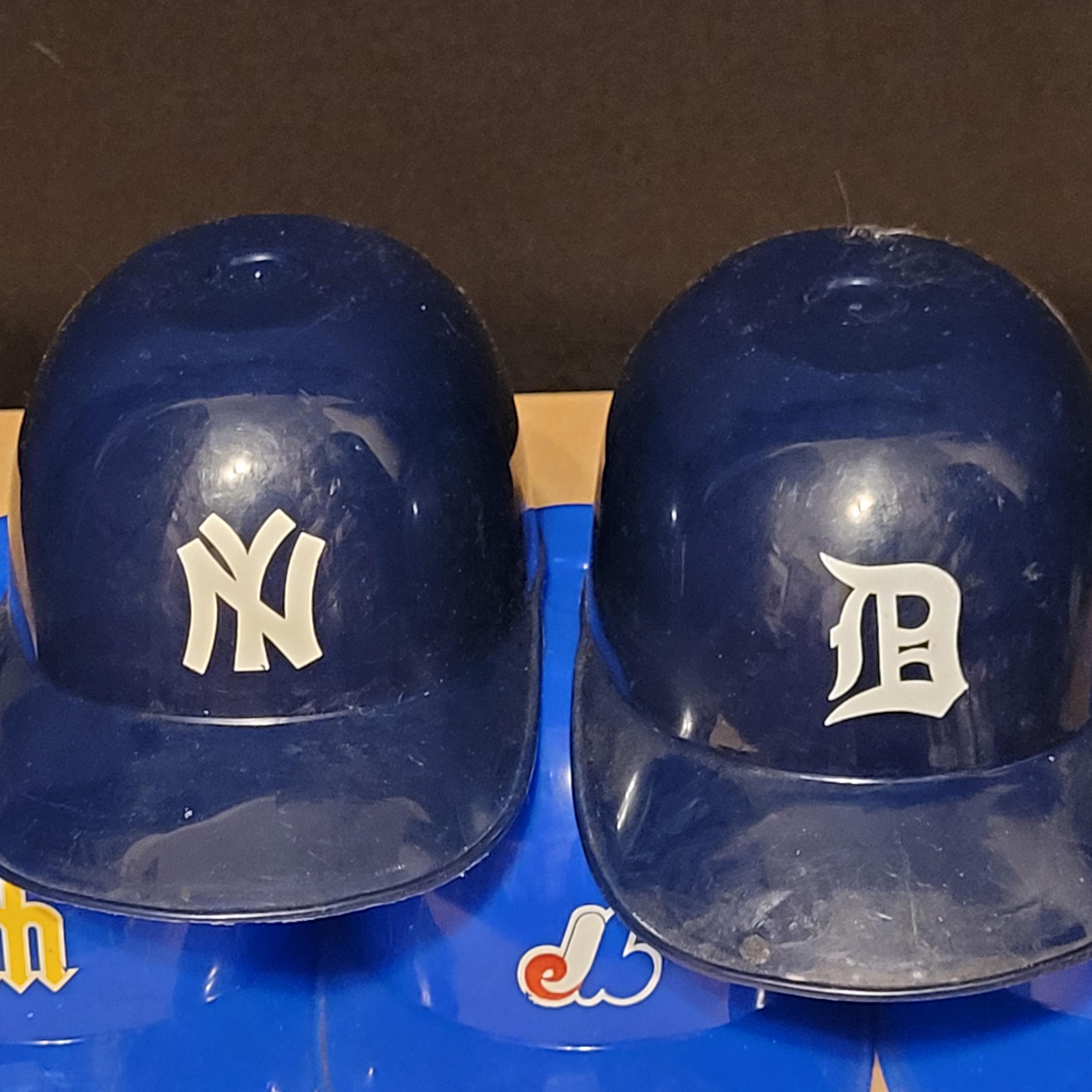 ヴィンテージ 90年代 ミニ MLB 野球ヘルメット プラスチック製セット