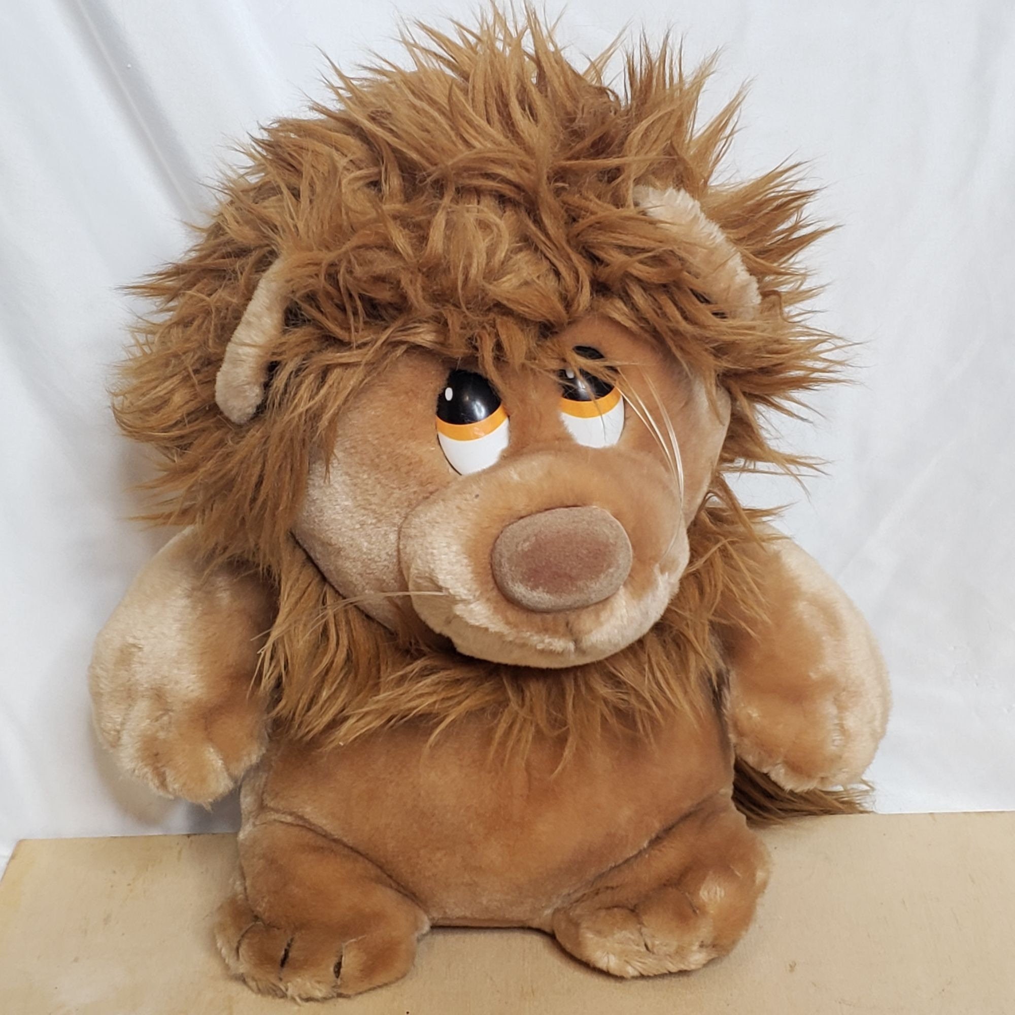 dakin stuffed lion