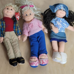 Teenie Beanie Bopper 7 pulgadas Juego de 3 Rusty Sally Sin nombre con sombrero y calzado