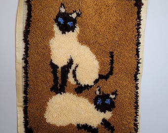 Loops and Threads Rug Canvas 