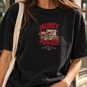 T-shirt med grafisk design från Money Maker