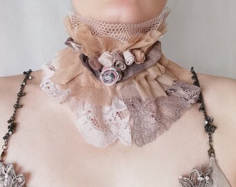 Victorian Nude Ruff Collar Silk and Lace Edwardian Costume Bride Choker Neutral Roses Collar Wedding Romantic Photoshoot Historical Prop