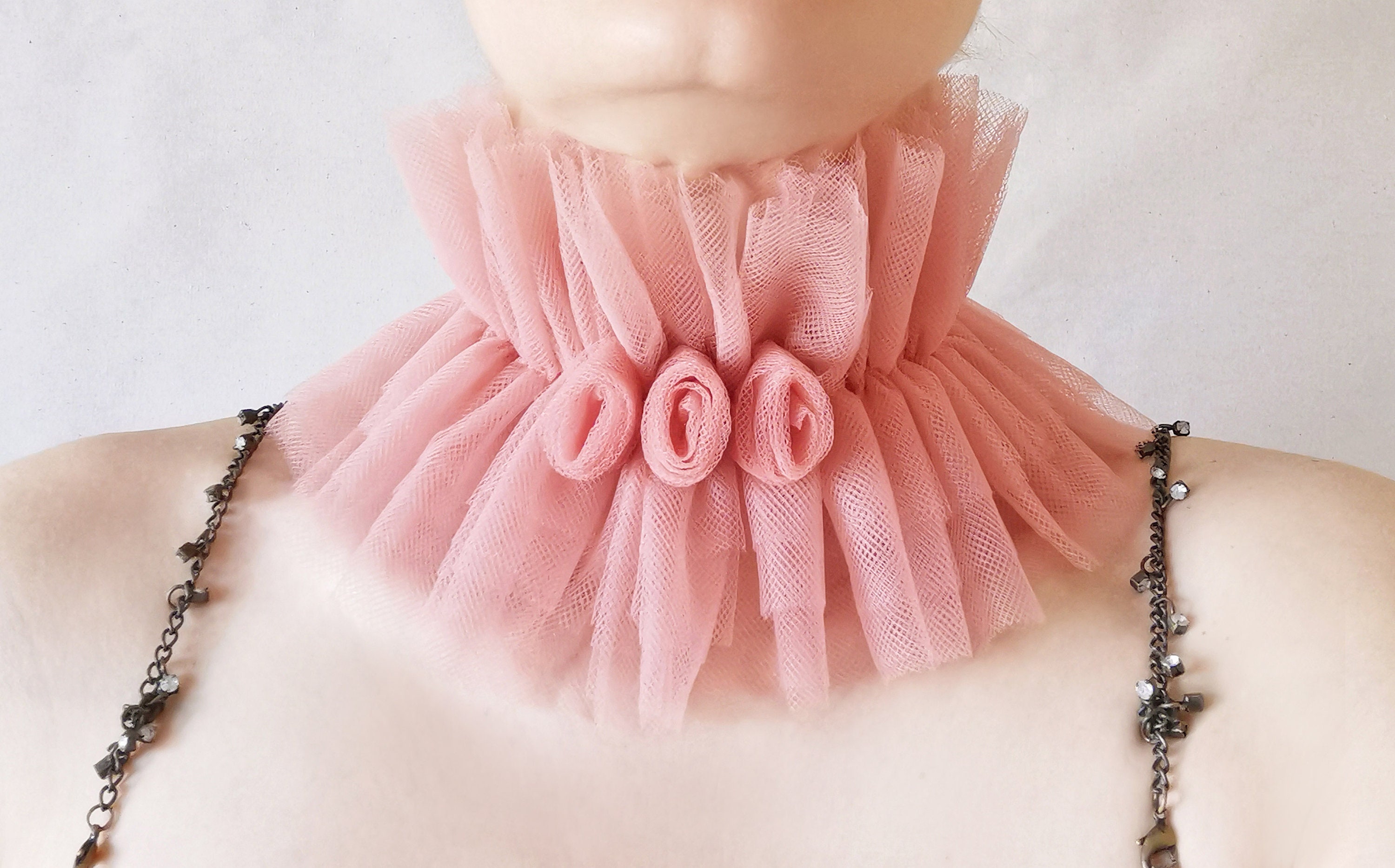 High Neck Collar Pink Tulle Roses Neckpiece Victorian Ruff Collar  Bridesmaid Gown Accessory Wedding Bride Collar Photoshoot Stage Costume 