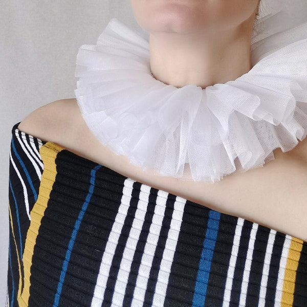 Collar Neck Ruff in White Tulle Renaissance Collar for Stage Ruffle Collar for Photoshoot and Festival Harlequin Neck Costume Clown Party