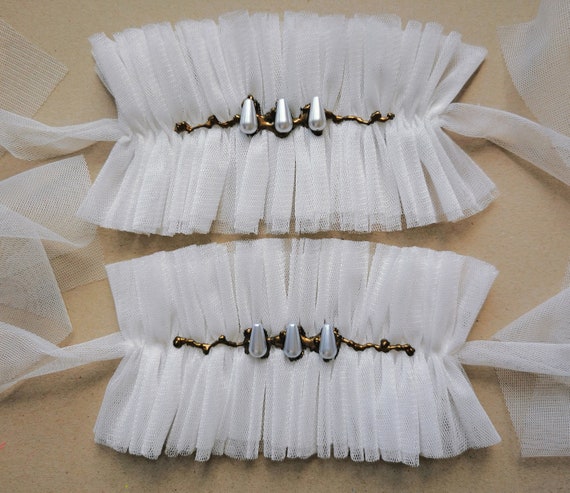 Tulle Ruffle Cuffs in White Ivory Bride Cuffs Pearls Wedding  display picture 3