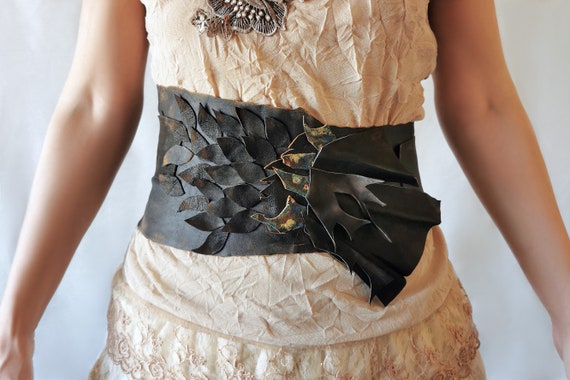 Brown Leather Leaf Sash Belt Whimsical Woodland Cincture  display picture 3