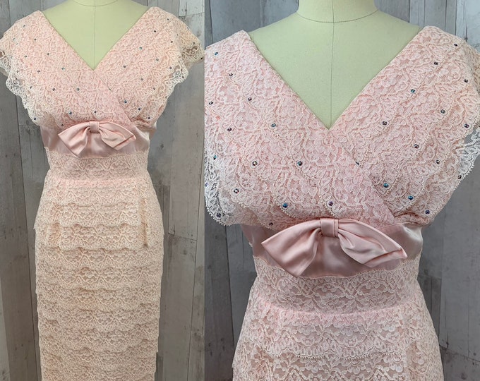 1950s Vintage Party DRESS~Pink Layered Lace w/Rhinestones 36x27 Small