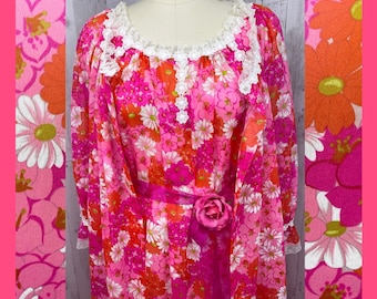 DIOR Vintage 1970s 2PC Christian Dior Mod Set Nightgown/Robe Hot Pink Small or Medium 1960s VERY RARE!