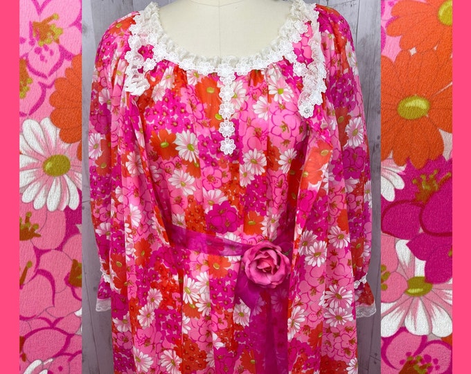 DIOR Vintage 1970s 2PC Christian Dior Mod Set Nightgown/Robe Hot Pink Small or Medium 1960s VERY RARE!