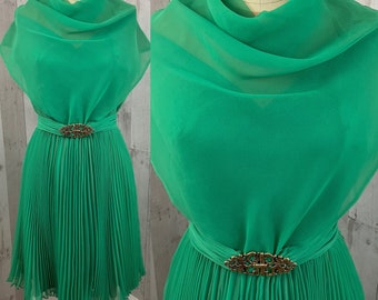 1960s Vintage Chiffon Overlay Emerald Green A-line Accordion Pleats w/Gold Belt Buckle Small