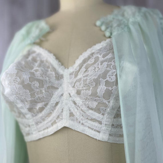 Vintage 1950s 60s Sno-flake Bow Bra by Bali Sheer Flower 2601