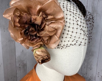 1950s Vintage Skullcap Hat ~ Chocolate Velvet w/Birdcage Netting Small