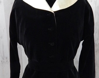 JONATHAN LOGAN 1960s Vintage Black Velvet Dress 2PC Designer w/Belt Small