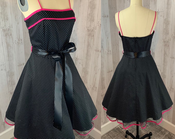 Vintage 1980s does 50s Dress-BLACK & WHITE Polka Dots Small