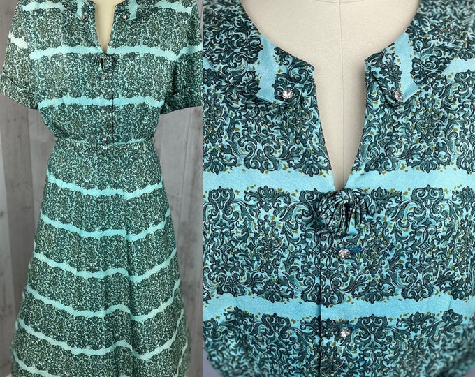 Vintage 1950s DRESS Green Dress~Shirtwaist Silky Retro Pinup Novelty Print M/L