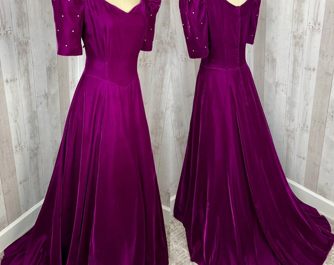 1950s Vintage Velvet Ball Gown/Dress Rhinestone Embellishment S/M