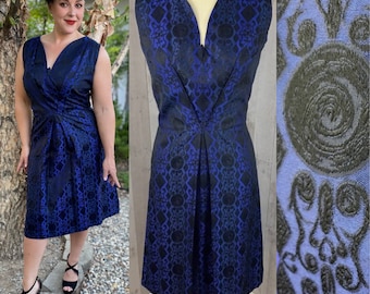 Stunning 1950s Vintage Party Dress-Deep Purple Blue Textured Brocade Dress Gown M/L