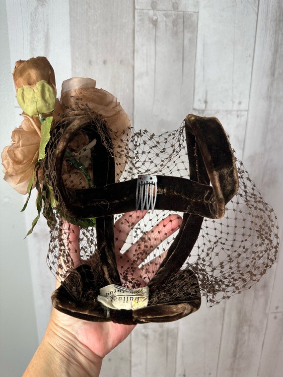 Late 1950s Brown Felt Cocktail Skullcap with Velvet Trim & Veil 1950s Vintage Black Cocktail Evening Skullcap Hat by Ruth  main image 4