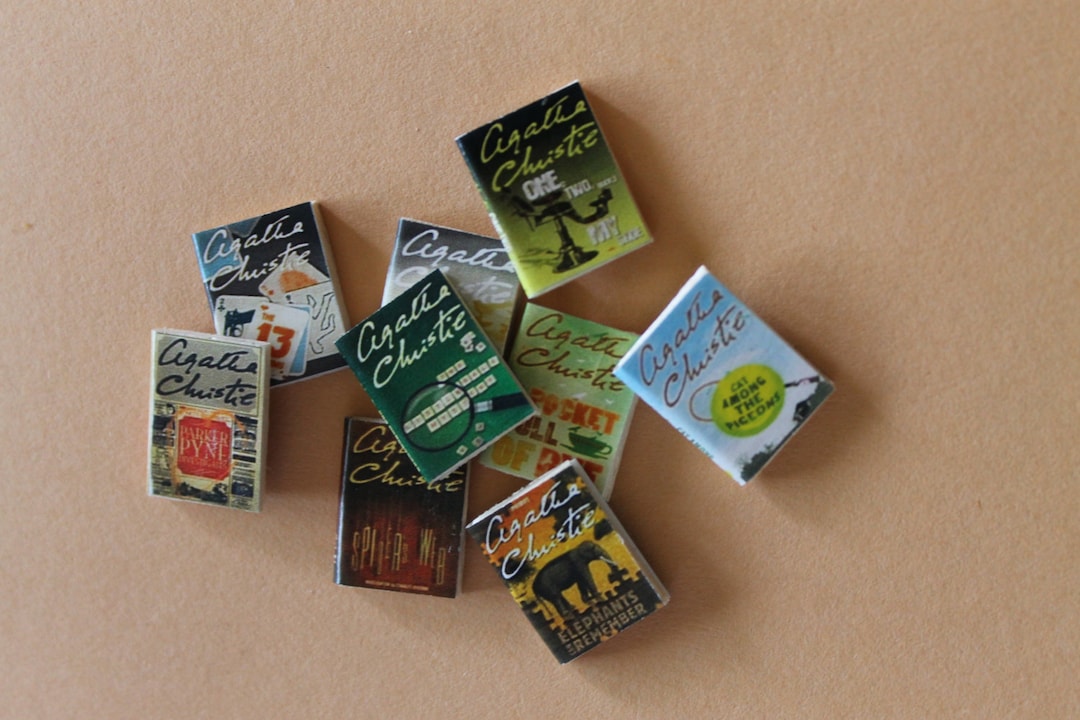 6 Libri In Miniatura Scala 1:12 | Romanzi Agatha Christie Per Casa Delle Bambole Set B