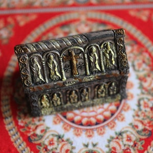 Dollhouse miniature  openable medieval Reliquary