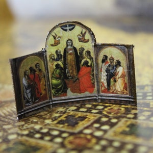 Puppenhaus Miniatur kleine goldene Stütze Triptychon