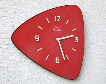 LARGE Triangle Red 1960s Vintage French VEDETTE Wall Clock -Red Atomic Clock - Red Formica Clock-Perfect Working Condition-Mid Century Decor