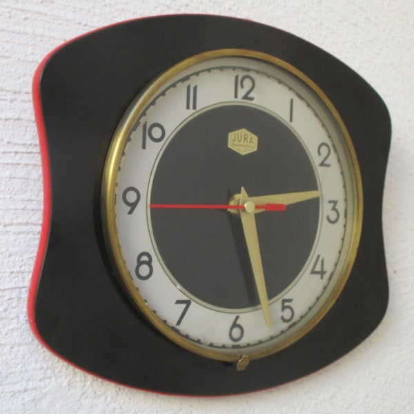 Horloge murale JURA Formica vintage des années 1950-60 Français noir et rouge - Forme atomique funky - Parfait état de fonctionnement - Diamant du milieu du siècle